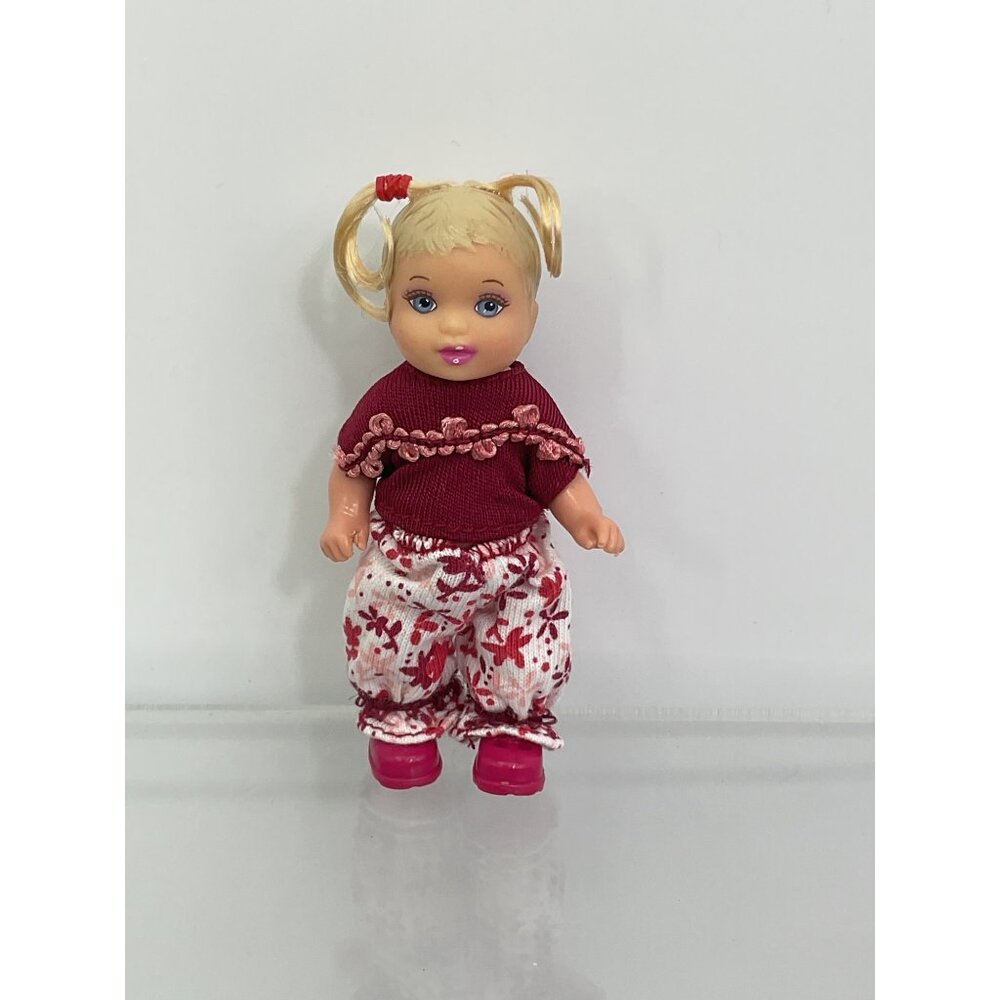 Barbie Happy Family Toddler nIKKI Doll With Blonde Hair & Floral Outfit